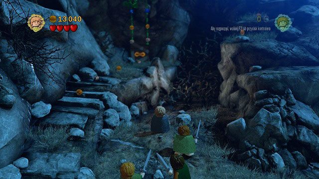 Po dotarciu do następnego ślepego zaułka powinniśmy uważać, aby nie nadepnąć na ciernie - Wichrowy Czub | Opis przejścia - Akt I | LEGO The Lord of the Rings - LEGO The Lord of the Rings: Władca Pierścieni - poradnik do gry