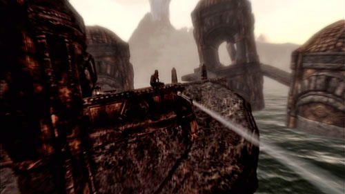 Ostatecznie dotrzecie do wielkich wrót, które prowadzą do kazamat Nchardaku - Travel to Nchardak with Neloth [Idź z Nelothem do twierdzy Nchardak] | Ścieżka mądrości - The Elder Scrolls V: Skyrim - Dragonborn - poradnik do gry