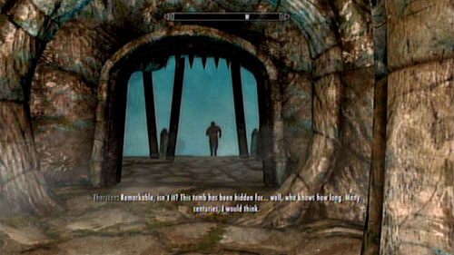 Kiedy wejdziesz do pieczary, podbiegnie do Ciebie Tharstan i zaaferowany opowie Ci o swoim odkryciu - Lost Legacy [Zaginione dziedzictwo] | Wątki poboczne - Wioska Skaalów - The Elder Scrolls V: Skyrim - Dragonborn - poradnik do gry