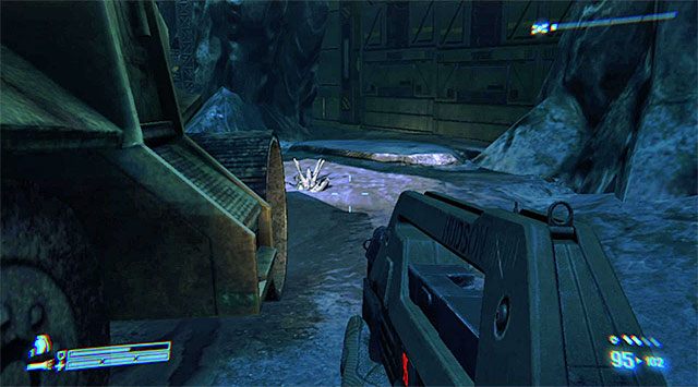 Zatrzymaj się przy pokazanym na powyższym screenie pojeździe - Przedostań się do stacji Weyland-Yutani, by uratować Bellę | Misja 7 - Jeden pocisk - Aliens: Colonial Marines - poradnik do gry