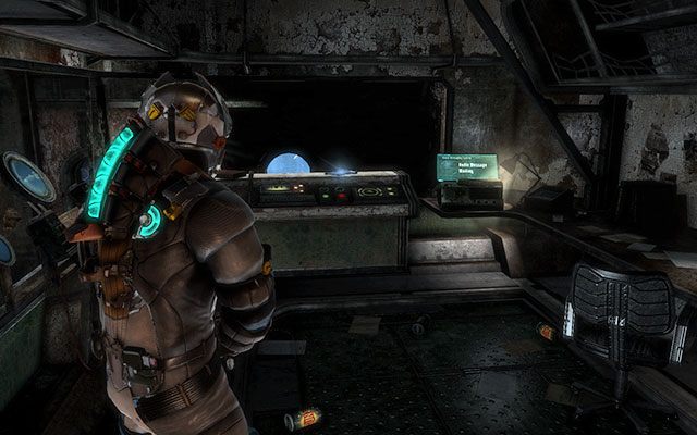 Wewnątrz pomieszczenia znajdziesz warsztat jak również i skrzynię - Investigate the Conning Tower | Conning Tower - zadanie poboczne | Dead Space 3 - Dead Space 3 - poradnik do gry