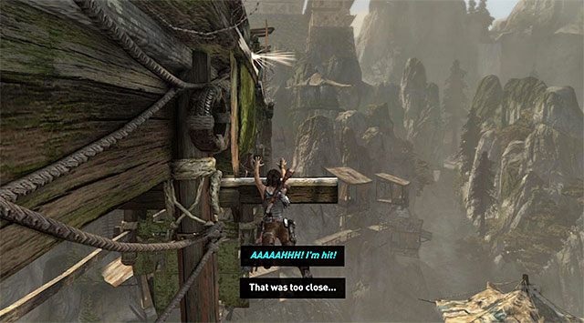 Przesuń się maksymalnie w prawo i dopiero wtedy wdrap się na drewnianą belkę - Przedostań się do twierdzy Solarii | 16 - Nikt nie zostanie z tyłu | Tomb Raider - Tomb Raider - poradnik do gry