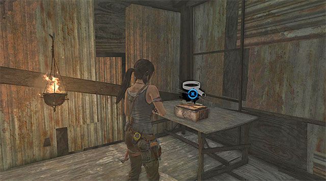 Skrzynka z inro leży na półce (nagroda: 500 punktów doświadczenia) - Relikty | Sekrety - Shantytown (Miasto ubogich) | Sekrety Tomb Raider - Tomb Raider - poradnik do gry