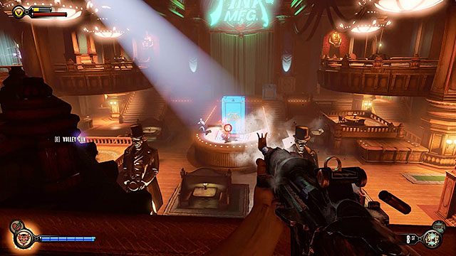Kiedy wejdziesz do głównego pomieszczenia klubu, na scenie pojawi się pierwsza fala rywali - Idź do klubu Dobre Czasy i uratuj Chen Lina | Rozdział 18 - Klub Dobre Czasy - BioShock: Infinite - poradnik do gry