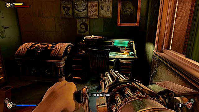 Byczy Dom, biurko w biurze na pierwszym piętrze - Rozdział 21-22 | Voksofony | BioShock Infinite - BioShock: Infinite - poradnik do gry