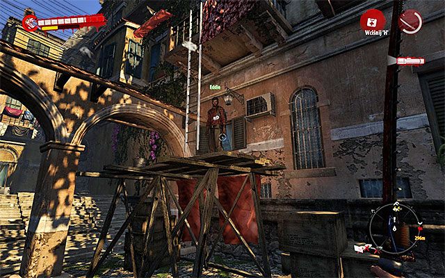 Na północny-wschód od willi powinieneś spotkać stojącego na jednym z drewnianych rusztowań Eddiego Zombinatora - Superbohater | Poboczne zadania - Henderson | Dead Island Riptide - Dead Island Riptide - poradnik do gry