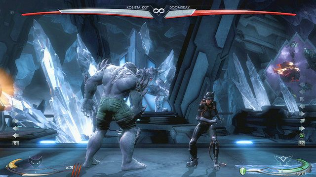Na środku areny w tle znajduje się olbrzym, walcząc przed nim można rzucić w niego przeciwnikiem - Injustice: Forteca Samotności - arena - Injustice Gods Among Us - poradnik do gry