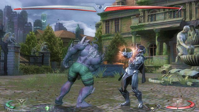 Blokowanie ciosów przeciwnika znacząco zmniejsza otrzymywane obrażenia, zapobiega podbiciom oraz powaleniom - Injustice: Podstawy walki - porady - Injustice Gods Among Us - poradnik do gry