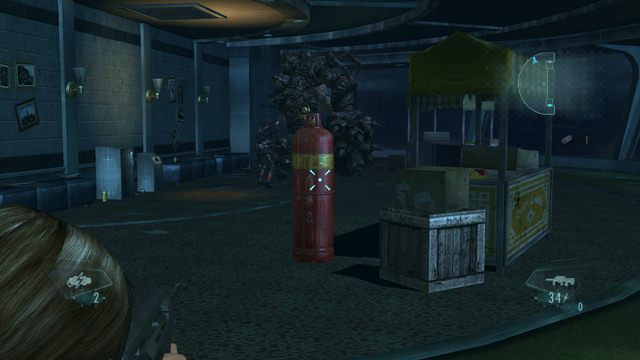 Dobrym pomysłem jest również wykorzystanie stojących niedaleko butli z gazem - Kot i Mysz - część II | Epizod 6 | Resident Evil Revelations - Resident Evil: Revelations - poradnik do gry