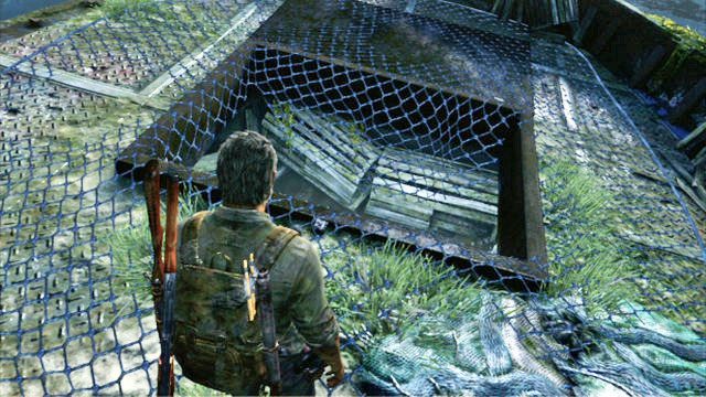 Na tym samym wraku statku znajdziesz dziurę prowadzącą pod pokład - Przedmieścia - Kanały | Artefakty i nieśmiertelniki w The Last of Us - The Last of Us - poradnik do gry