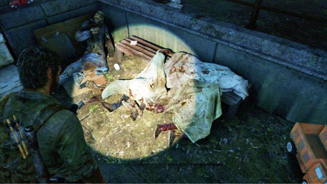 W lewym rogu pomieszczenia znajdziesz zwłoki, a przy nich poszukiwany przedmiot - Przedmieścia - Kanały | Artefakty i nieśmiertelniki w The Last of Us - The Last of Us - poradnik do gry