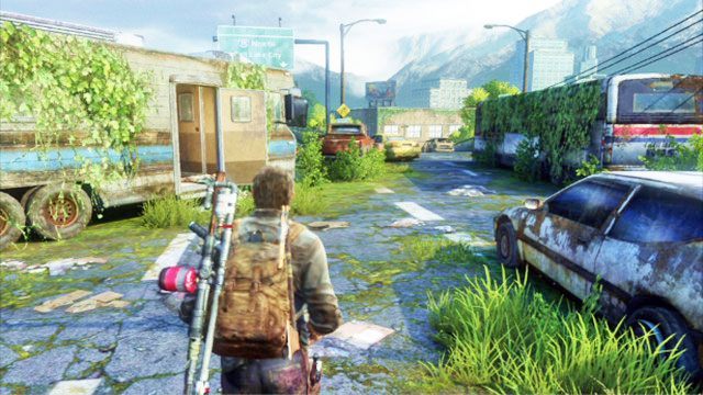 Po rozpoczęciu etapu idź cały czas prosto, aż zobaczysz stojący z lewej samochód kempingowy - Zajezdnia | Artefakty i nieśmiertelniki w The Last of Us - The Last of Us - poradnik do gry
