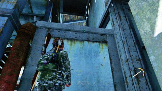 Teraz twoim zadaniem jest przedostać się piętro wyżej i zrzucić towarzyszowi drabinę - Polowanie | Kurort nad jeziorem | Solucja The Last of Us - The Last of Us - poradnik do gry