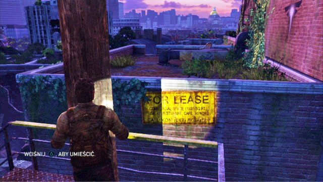 Tym samym przyciskiem przełożysz ją na drugi budynek, otwierając tym samym dalszą drogę - Muzeum | Peryferia | Solucja The Last of Us - The Last of Us - poradnik do gry
