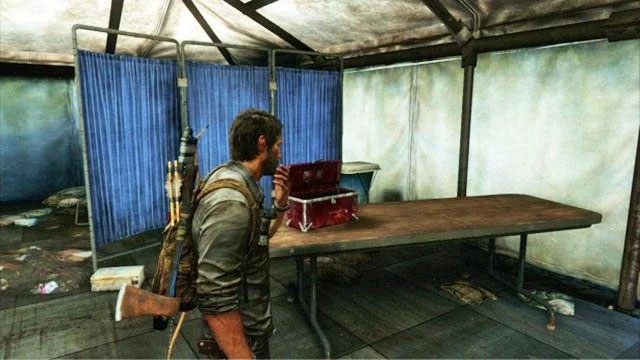 Będą tam stały liczne namioty, które warto przeszukać - Autostrada | Zajezdnia | Solucja The Last of Us - The Last of Us - poradnik do gry
