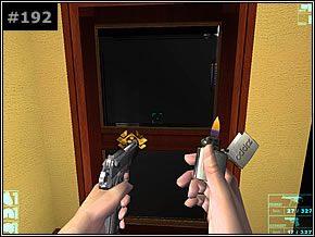 Holem przejdź prosto, przez miejsca ze znajomymi śladami krwi na podłodze - Misja 22 - I Hate The Dark - Die Hard: Nakatomi Plaza - poradnik do gry