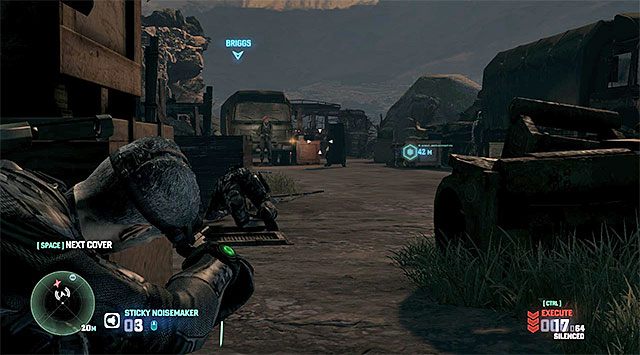 Startowy obszar jest patrolowany m.in. przez przeciwnika z tarczą - Misja 1 - Kryjówka przemytników | Dodatkowe misje - Briggs - Tom Clancys Splinter Cell: Blacklist - poradnik do gry