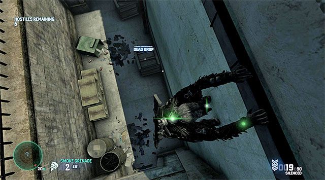 Paczka znajduje się w bocznej alejce - Misje Charliego | Paczki (Dead Drops) | Splinter Cell Blacklist - Tom Clancys Splinter Cell: Blacklist - poradnik do gry