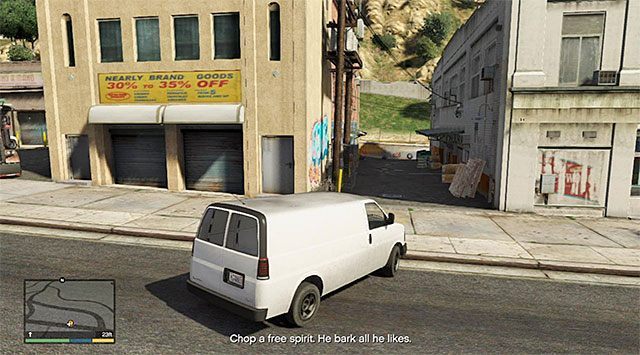 Alejka prowadząca do miejsca odnalezienia poszukiwanego gangstera - GTA 5: Chop - solucja - GTA 5 - poradnik do gry