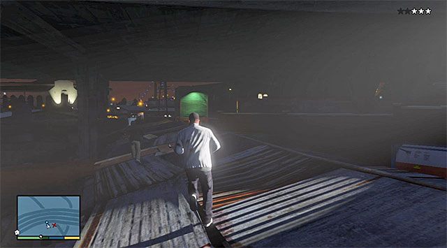 Ucieczka po dachach - GTA 5: Długaśna odsiadka - solucja - GTA 5 - poradnik do gry