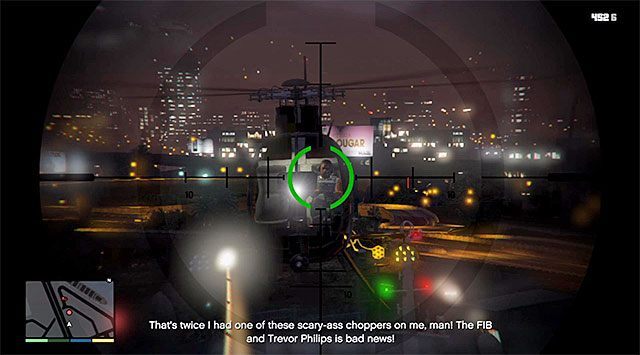 Bądź gotowy do uziemienia nowego wrogiego śmigłowca, namierzając go gdy tylko otrzymasz ostrzeżenie o pojawieniu się go w okolicy - GTA 5: Skok na Merryweather, atak na frachtowiec (Freighter) - solucja - GTA 5 - poradnik do gry