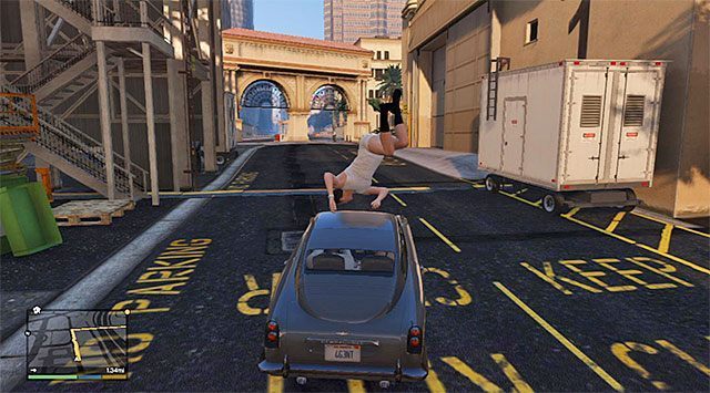 Możesz już wyruszyć w stronę miejsca, w którym stoi nadający się do kradzieży samochód - GTA 5: Rola życia - solucja - GTA 5 - poradnik do gry