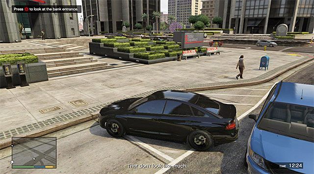 Michael musi zbadać z Franklinem okolice głównego wejścia do banku - GTA 5: Ocenianie fuchy - solucja - GTA 5 - poradnik do gry