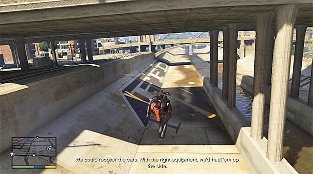 Przeleć pod jednym z mostów - GTA 5: Ocenianie fuchy - solucja - GTA 5 - poradnik do gry