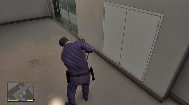 Musisz pozbyć się plam z posadzki - GTA 5: Napad na Biuro - użycie przebrań strażaków (Fire Crew) - solucja - GTA 5 - poradnik do gry