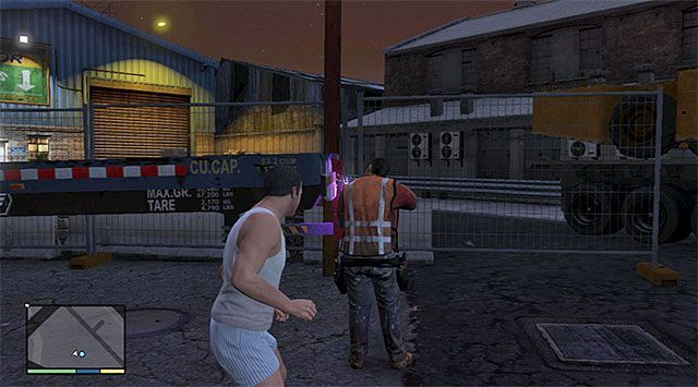 Pracownik z palnikiem - GTA 5: Wiertło - solucja - GTA 5 - poradnik do gry