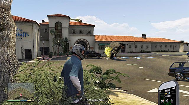 Możesz już przełączyć się na Franklina, który powinien zmierzać do klubu Pacific Bluffs zlokalizowanej na północny-zachód od miasta - GTA 5: Zakończenie C, Trzecie wyjście - solucja - GTA 5 - poradnik do gry