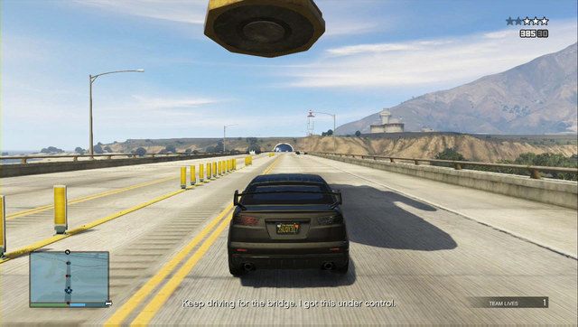 Wjedź samochodem prosto pod magnes - GTA Online: Akcja we Fleeca (Fleeca Job), napad 1 - solucja, opis przejścia - GTA 5 - poradnik do gry