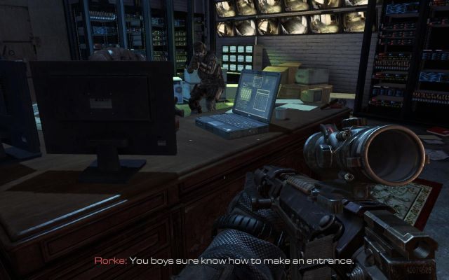 Biurko o które opierał się Rorke. - Dane wywiadowcze (01-09) | Dane wywiadowcze | Call of Duty Ghosts - Call of Duty: Ghosts - poradnik do gry
