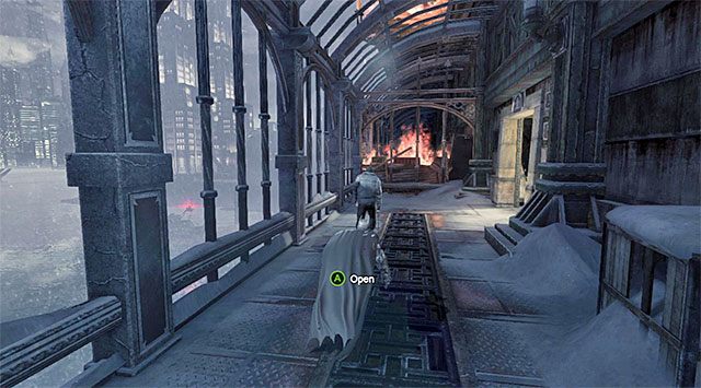 Zajdź pierwszego przeciwnika od tyłu - Rozbrój bombę przy północnym filarze | Główny wątek w Batman Arkham Origins - Batman: Arkham Origins - poradnik do gry