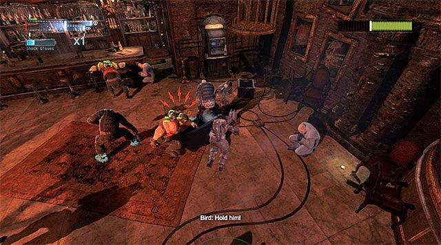 Uważaj na wrogów w ciężkich pancerzach, unikając ich szarż i chwytów - Bird | Poszukiwani przestępcy w Batman Arkham Origins - Batman: Arkham Origins - poradnik do gry