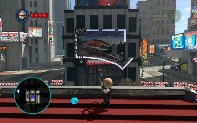 Po rozpoczęciu sekwencji trafisz na ulice Nowego Jorku - Times Square / Oscorp | Opis przejścia LEGO Marvel Super Heroes - LEGO Marvel Super Heroes - poradnik do gry
