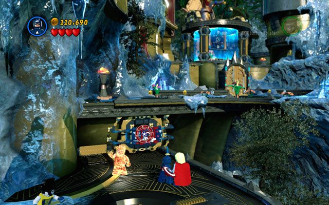 W kolejnej lokacji zmierz się z lodowymi gigantami, a następnie zniszcz złoty pomnik przy użyciu płomienia Ludzkiej Pochodni - Bifrosty Reception | Opis przejścia LEGO Marvel Super Heroes - LEGO Marvel Super Heroes - poradnik do gry