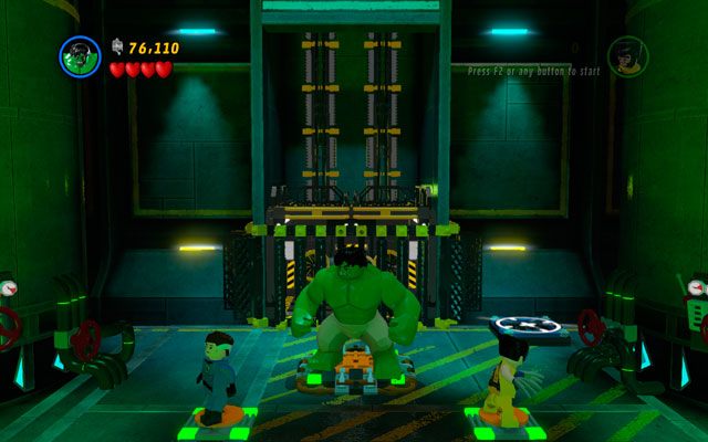 Będąc za zbiornikiem z kwasem podejdź wszystkimi postaciami na środek sali i stań na odpowiednich podwyższeniach - Taking Liberties | Opis przejścia LEGO Marvel Super Heroes - LEGO Marvel Super Heroes - poradnik do gry