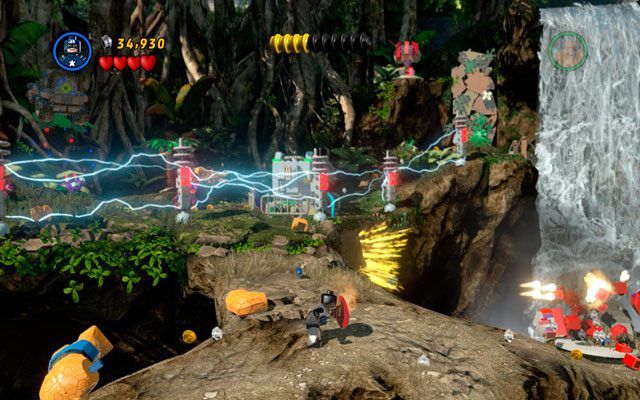 Podejdź Stworem do ściany po prawej, zdejmując z niej krzaki i rozbijając całą formację - Rapturous Rise | Opis przejścia LEGO Marvel Super Heroes - LEGO Marvel Super Heroes - poradnik do gry