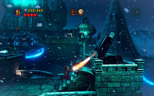 Następnie jako Ludzka Pochodnia strzel płomieniem w lont po prawej i wystrzel Stana Lee na wolność - Kampania | Stan Lee w opałach | LEGO Marvel Super Heroes - LEGO Marvel Super Heroes - poradnik do gry