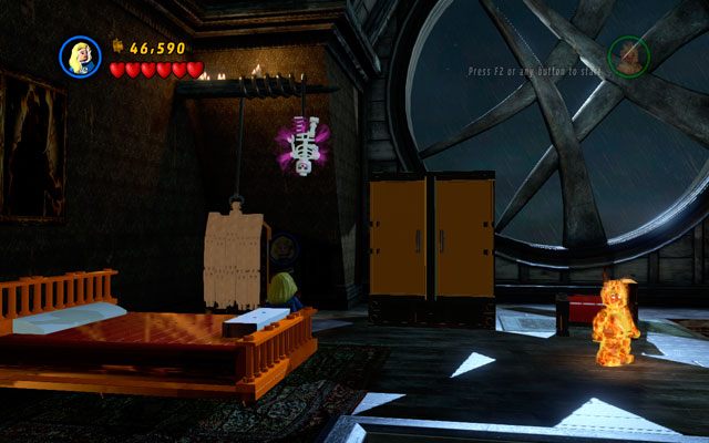 Wejdź po schodach na górne piętro, po czym pociągnij za szkielet jako Niewidzialna Kobieta - Stranger Danger | Bonusowe misje Deadpoola | LEGO Marvel Super Heroes - LEGO Marvel Super Heroes - poradnik do gry