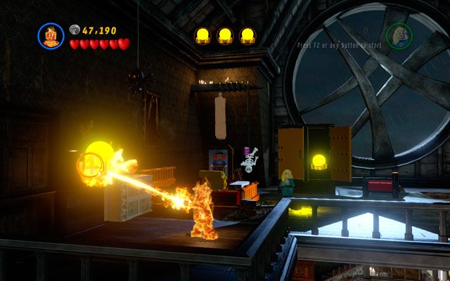 Przepal wszystkie trzy obiekty korzystając z mocy Ludzkiej Pochodni, po czym zejdź na dolne piętro - Stranger Danger | Bonusowe misje Deadpoola | LEGO Marvel Super Heroes - LEGO Marvel Super Heroes - poradnik do gry