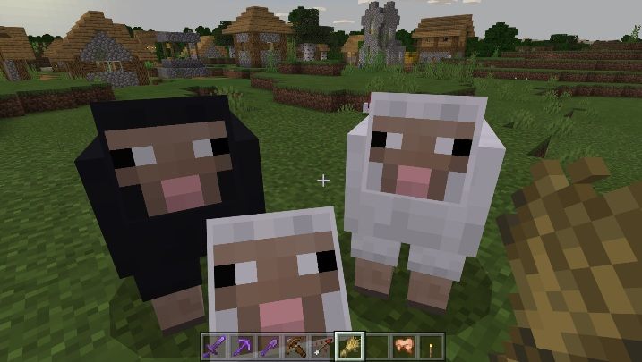W przypadku tej wersji Minecrafta, rozwiązanie międzyplatformowe działa na komputerach z systemem Windows 10, urządzeniach z systemem Android i iOS, platformach Xbox One, Nintendo Switch i VR - Minecraft: Bedrock Edition - Minecraft - poradnik do gry