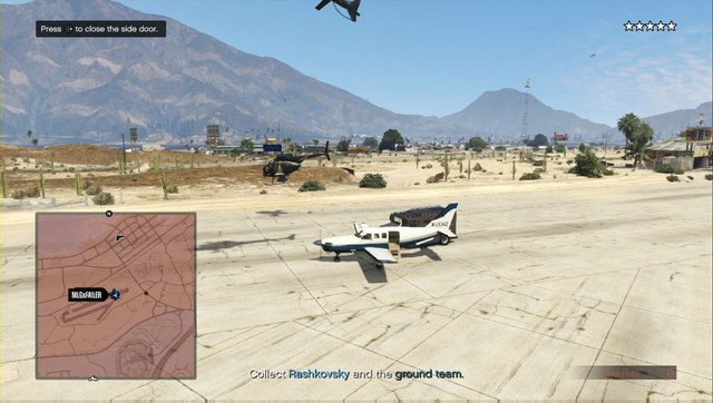 Możesz wylądować na lotnisku, ale także i na autostradzie - po prostu zabierz pasażerów i się nie rozbij - GTA Online: Napad 2 - Ucieczka z więzienia/Prison Break | Napady DLC - GTA Online - poradnik do gry