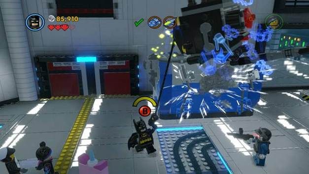Mikroustawców możesz zniszczyć ciosem Stalowobrodego, liną Batmana lub laserem - Serwus, tu serwis | Wątek fabularny w LEGO Przygoda gra wideo - LEGO Przygoda gra wideo - poradnik do gry