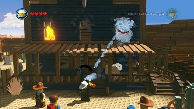 Płonący budynek - Stary Zachód | Misje poboczne - czerwone klocki w LEGO Przygoda gra wideo - LEGO Przygoda gra wideo - poradnik do gry