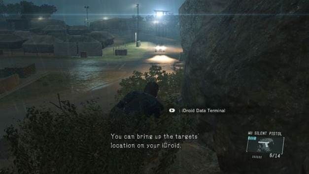 W krzakach jesteś niewidoczny dla wroga - Uwolnij Chico | Opis przejścia w Metal Gear Solid V Ground Zeroes - Metal Gear Solid V: Ground Zeroes - poradnik do gry