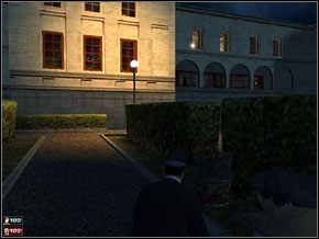 Podchodzimy do końca i każemy zaczekać Salvatore - Misja 12 - Odwiedziny u bogaczy | Mafia The City of Lost Heaven - Mafia: The City of Lost Heaven - poradnik do gry