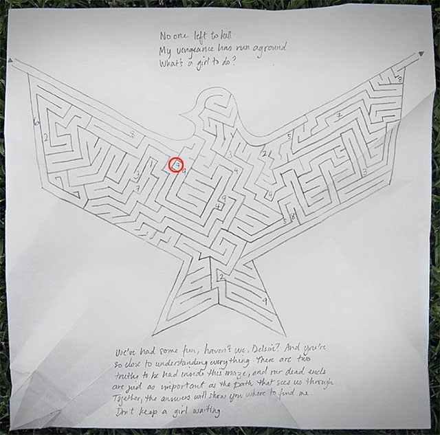 Raz jeszcze powróć do obrazku z labiryntem powiązanego z gołębiem origami 16 - Rozdział 6, część 1 - czynności do wykonania poza grą - Tajemnice inFamous (inFamous Paper Trail) - inFamous: Second Son - poradnik, opis przejścia, miasto
