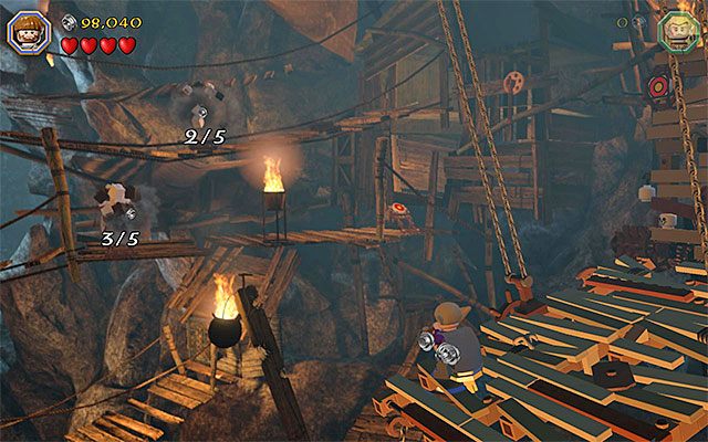 Używaj procy na kolejnych tarczach - Etap 7 (Goblin-town) | Główne etapy - Sekrety w LEGO The Hobbit - LEGO The Hobbit - poradnik do gry